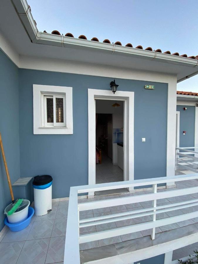 Stelios *